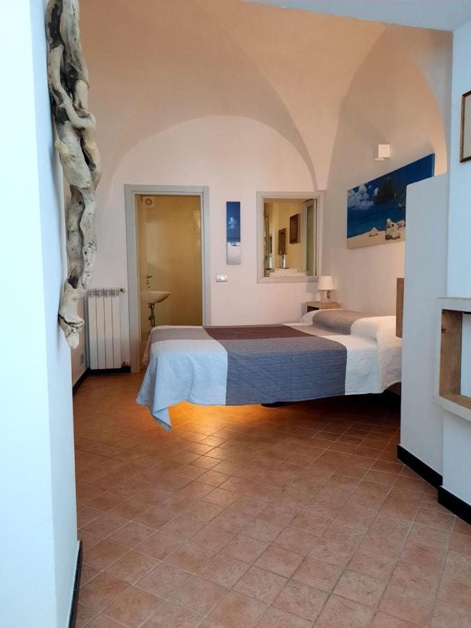 Villa Finestre Sul Mare à San Lorenzo al Mare Chambre photo